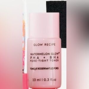 💙 4/$20 Glow Recipe Watermelon Glow PHA + BHA Pore-Tight Toner 10ml